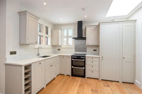 2 bedroom semi-detached house to rent, The Drove, Brighton, East Sussex, BN1