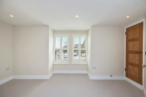 2 bedroom semi-detached house to rent, The Drove, Brighton, East Sussex, BN1