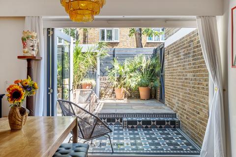 2 bedroom flat for sale, Brixton Road, Oval, London, SW9