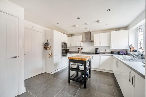 undefined, Hawthorn Crescent, Woodley, Reading