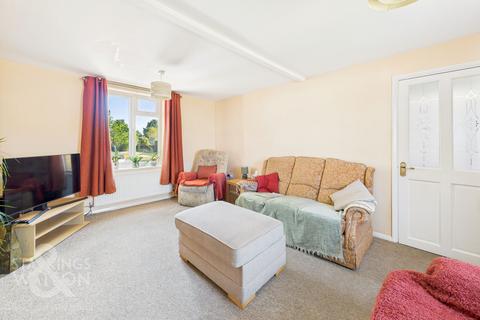 3 bedroom semi-detached house for sale, Chambers Road, Norwich
