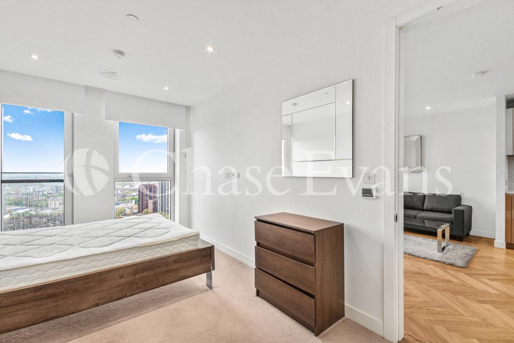 Apartment in London - More