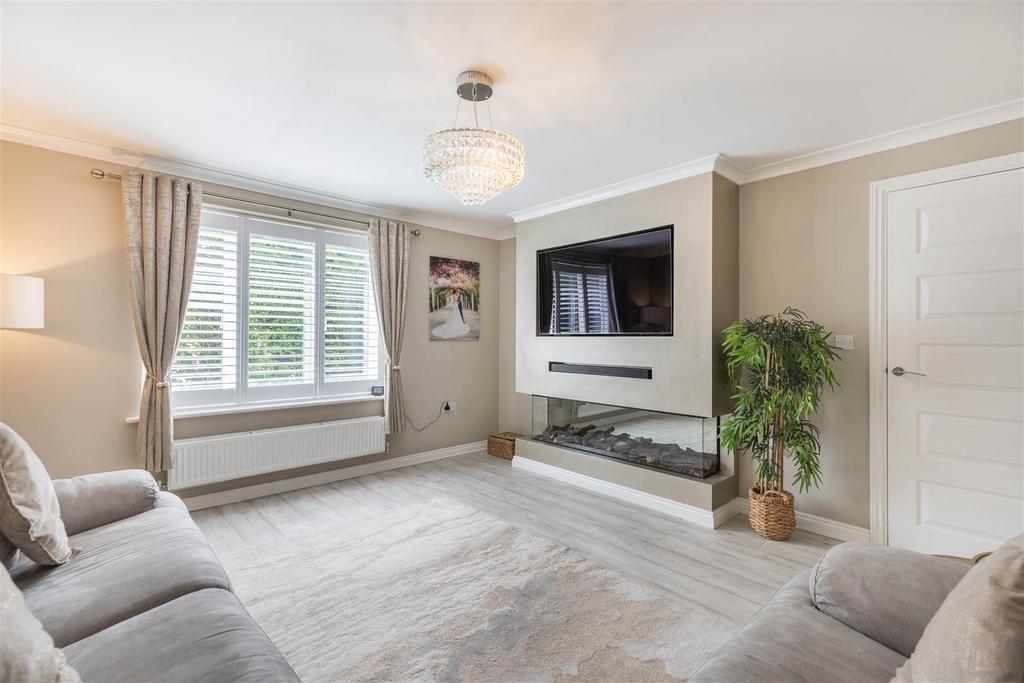 825 A4591-HDR.jpg