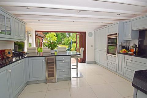 undefined, Worcester Road, Worcester Road, Upton Warren