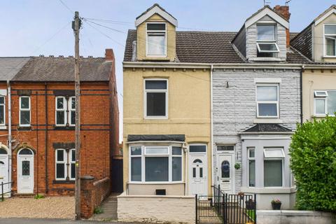 4 bedroom end of terrace house for sale, Linby Road, Hucknall, Nottingham