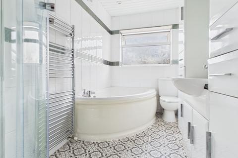 4 bedroom end of terrace house for sale, Linby Road, Hucknall, Nottingham