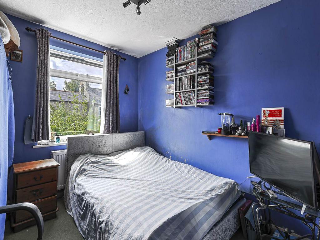 Bedroom2