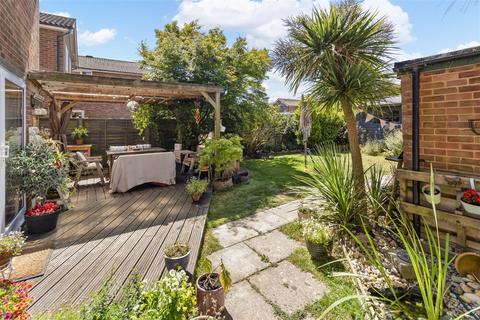 3 bedroom detached house for sale, Seven Sisters Road, Eastbourne BN22