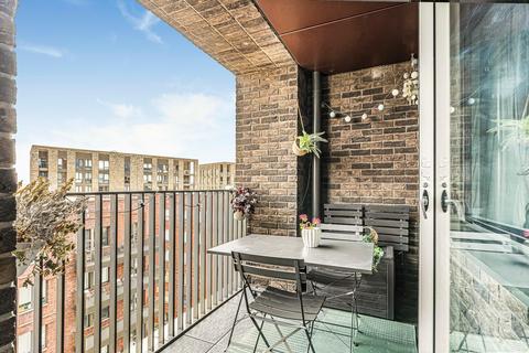 1 bedroom apartment to rent, 1 Cavendish Square, London, E16