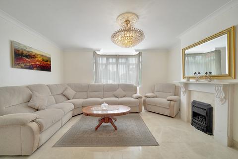 5 bedroom semi-detached house for sale, The Crescent, London W3