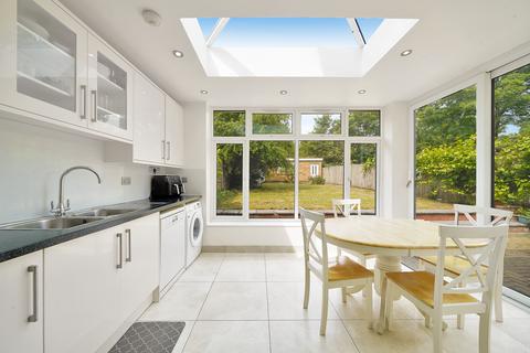 5 bedroom semi-detached house for sale, The Crescent, London W3