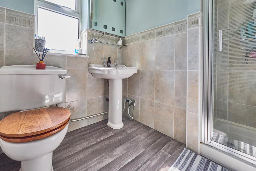 En Suite Shower Room