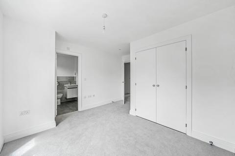 3 bedroom detached house to rent, Fullers Mill Way, Hampshire SO22