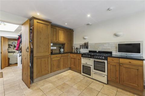 undefined, Crooked Corner, Aldbourne, Marlborough, Wiltshire, SN8