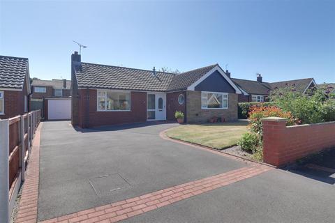 3 bedroom detached bungalow for sale, Queensway, Alsager