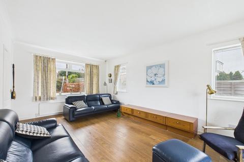 3 bedroom detached house for sale, Wanlass Drive, Cottingham, HU16 4JD