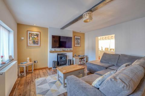 2 bedroom end of terrace house for sale, Enfield Road, Hunt End, B97
