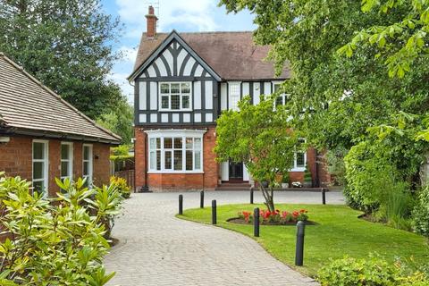 4 bedroom detached house for sale, Beverley Road, Anlaby,  HU10 7BD