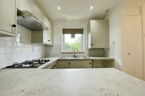 2 bedroom terraced house to rent, Burford Way, Hitchin, SG5