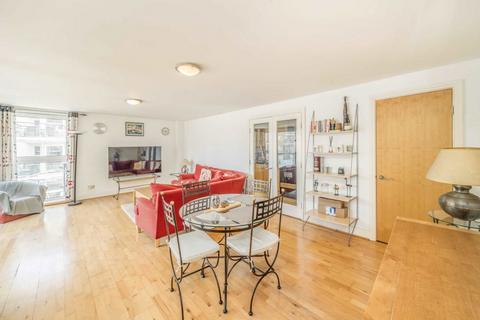 Smugglers Way, London SW18