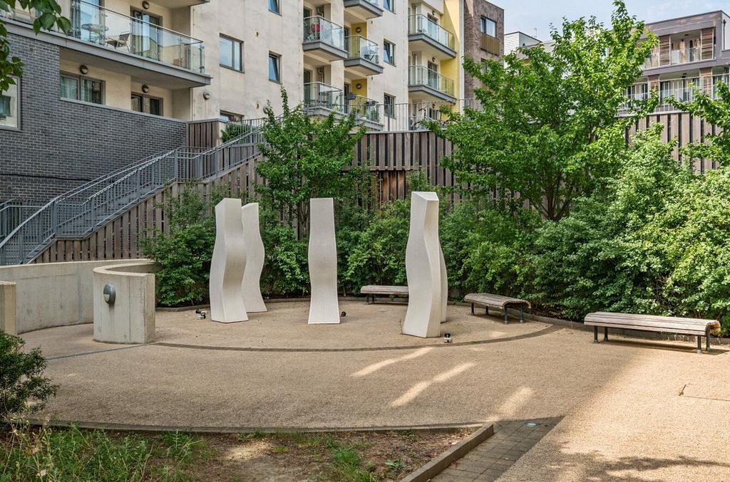 1306606-18-68516c...