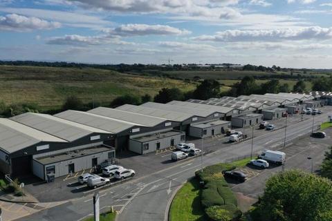 Warehouse to rent, Parklands Heywood OL10 2TT