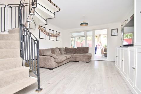 10 Cotswold Close, Verwood, BH31 6UJ