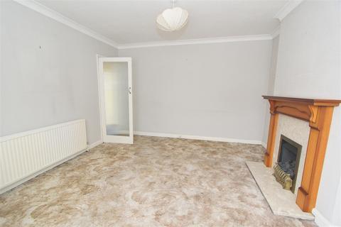 3 bedroom end of terrace house for sale, Kingswood Way, Wallington SM6