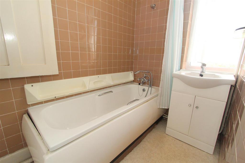 Bath.JPG