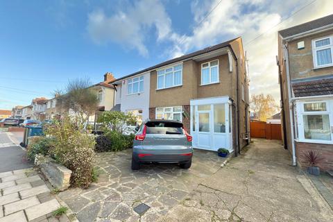 4 bedroom semi-detached house for sale, Grange Avenue, Stanmore HA7