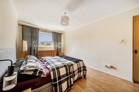Flat 4, 1 Cedar Gardens, Sutton, SM2 5EQ