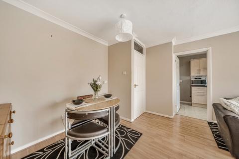 Flat 4, 1 Cedar Gardens, Sutton, SM2 5EQ