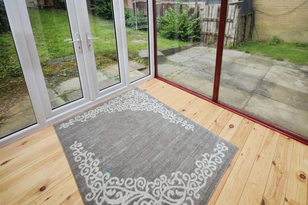 33b9b95a-Conservatory