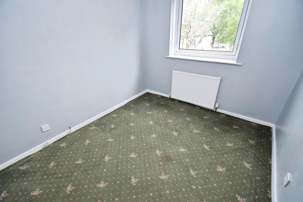 1bcdb4e0-Bedroom 202