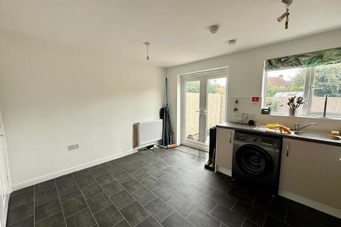 3 bedroom semi-detached house for sale, Sir Brian Way, Bilsthorpe, Nottinghamshire