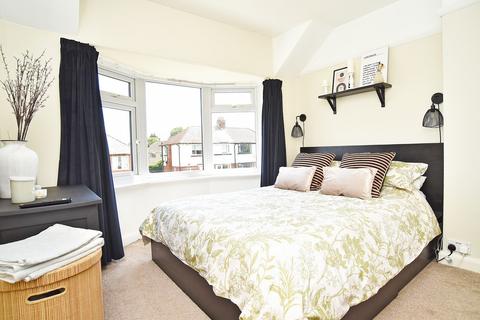 3 bedroom end of terrace house for sale, Kingsley Park Road, Harrogate