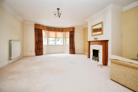 2 bedroom flat for sale, Bishops Court, Williamson Drive, Ripon