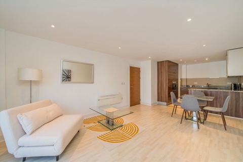 2 bedroom flat for sale, Bromyard Avenue, London W3
