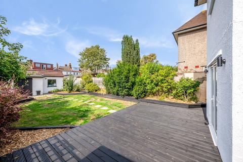 77 Woodham Road, London, SE6 2SB