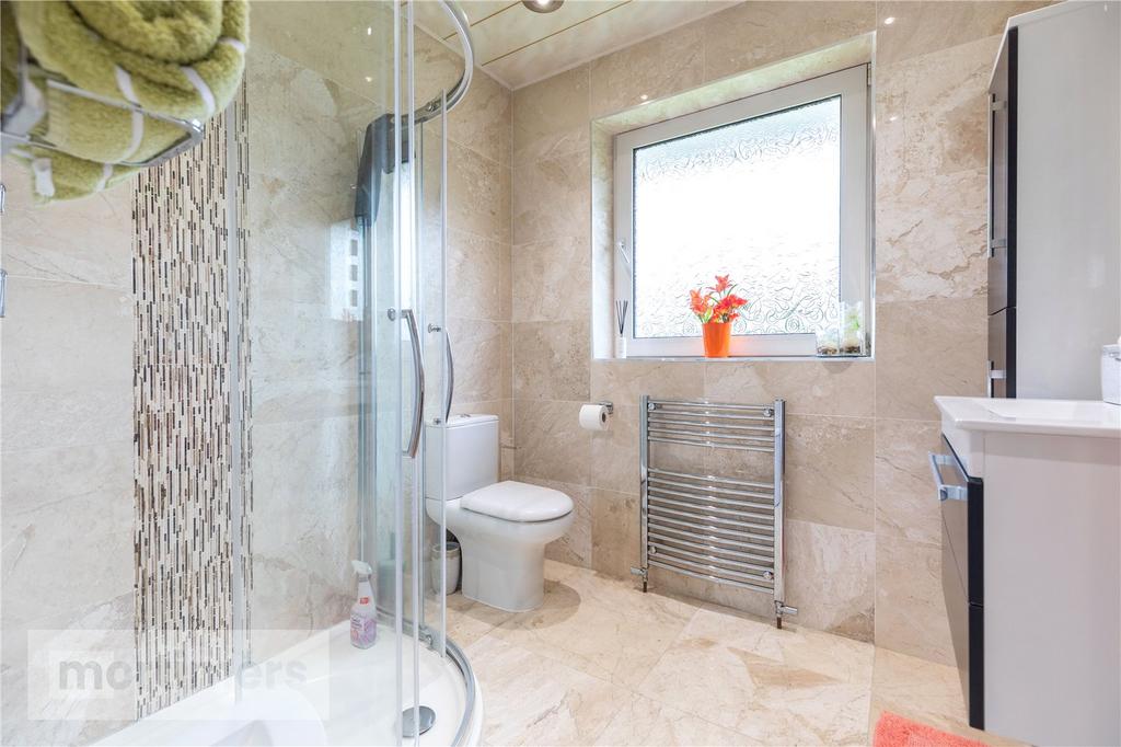 Family Shower Room