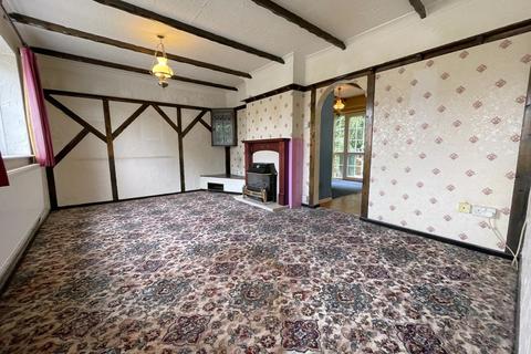3 bedroom semi-detached house for sale, Roberts Road, Doncaster DN12
