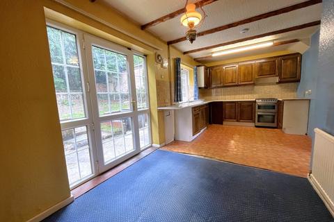 3 bedroom semi-detached house for sale, Roberts Road, Doncaster DN12