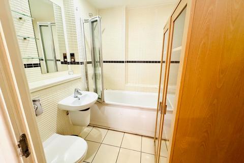 2 bedroom flat for sale, 187 East India Dock Road, E14