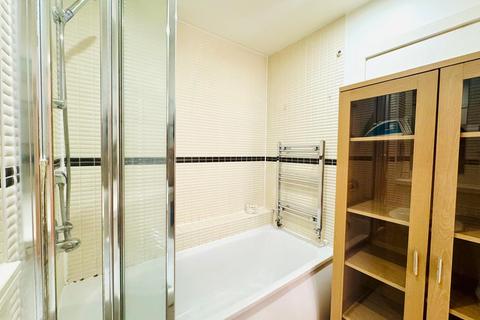 2 bedroom flat for sale, 187 East India Dock Road, E14