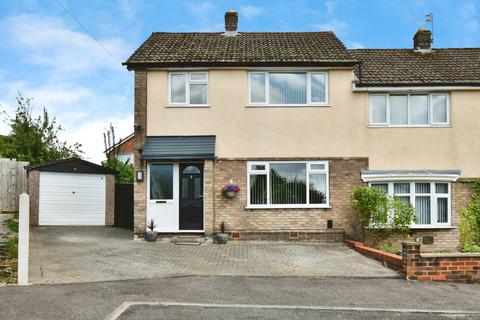 5 Bancroft Close, Bredbury, Stockport, SK6 2HB