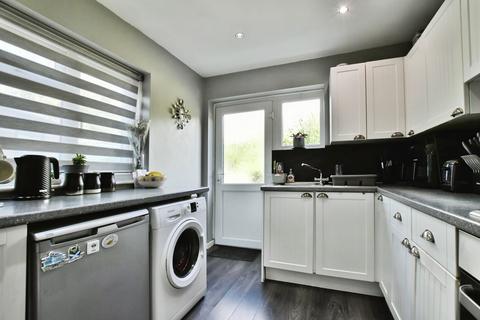 5 Bancroft Close, Bredbury, Stockport, SK6 2HB
