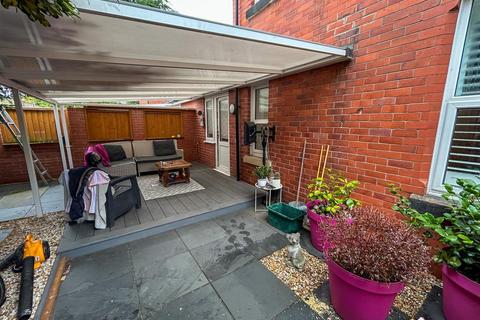 2a, Belmont House Belmont Road, Wrexham, LL13 7PW