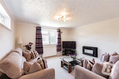 3 bedroom detached house for sale, Broad Oaks, Wickford, Essex, SS12