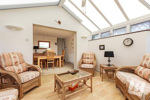 3 bedroom detached house for sale, Broad Oaks, Wickford, Essex, SS12