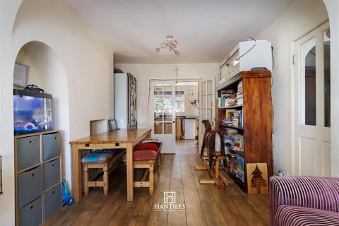 125 Cape Road, Warwick, CV34 5DH